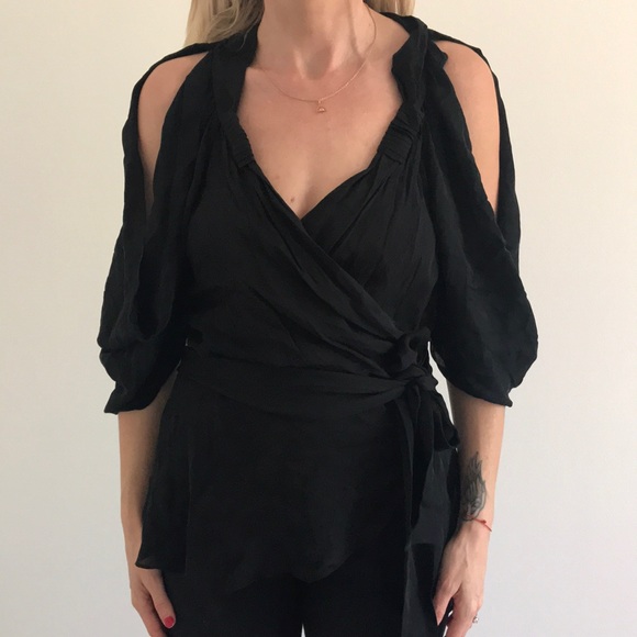 BCBGMaxAzria Tops - BCBGMAXAZRIA black blouse